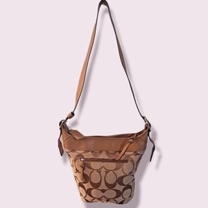 NWOT Coach Signature Bucket Bag